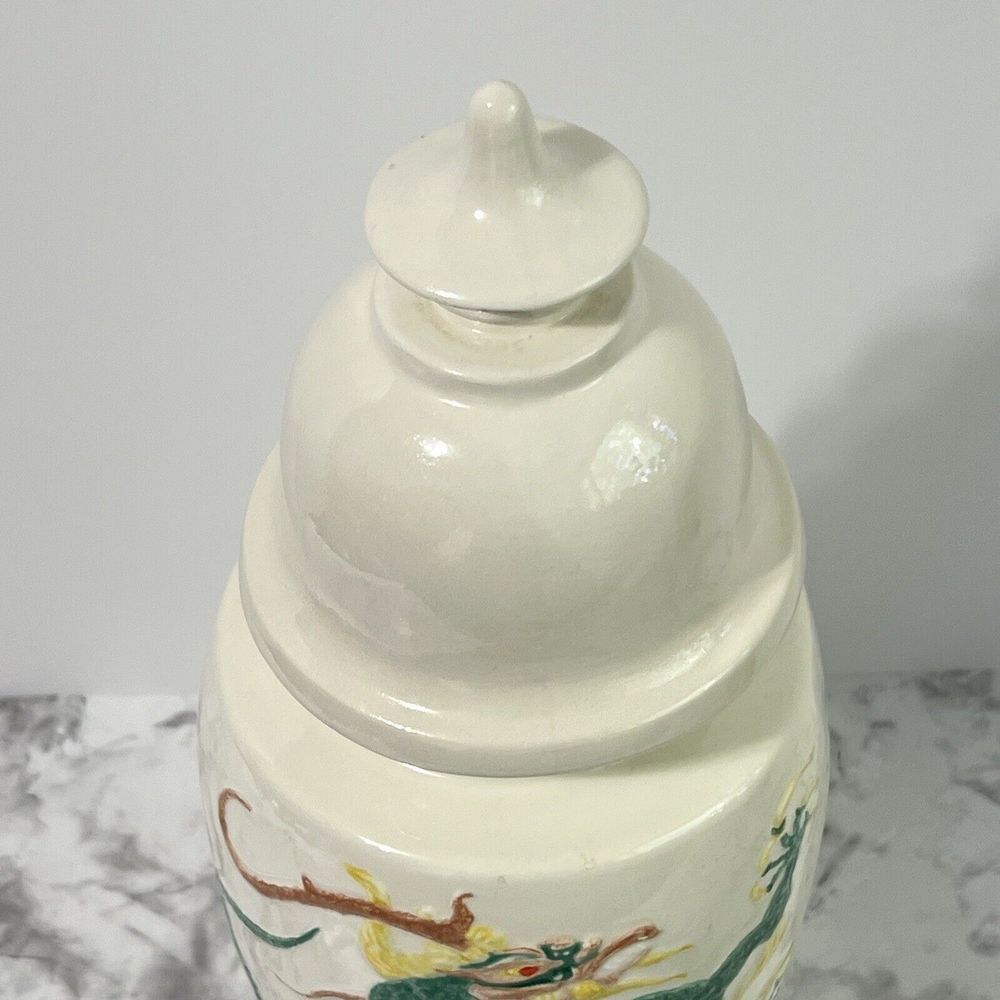 VINTAGE Ming Dragon Lidded Ceramic Vase Apothecary Pot Asian White and Green - Picture 8 of 16